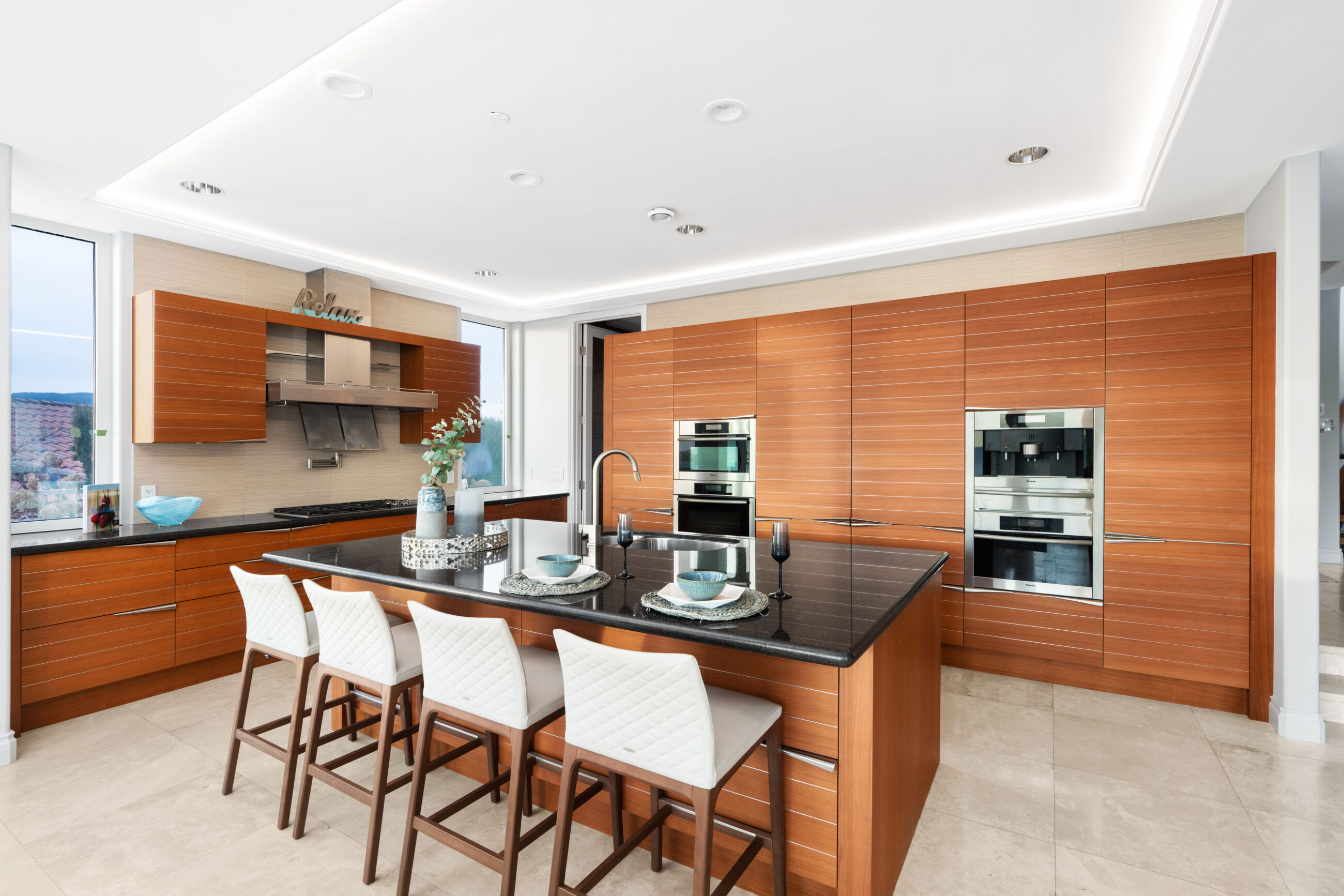 270 DEGREE WATERFRONT VIEWS WITH PRIVATE DOCK - 5310 Seaside Place, West Vancouver